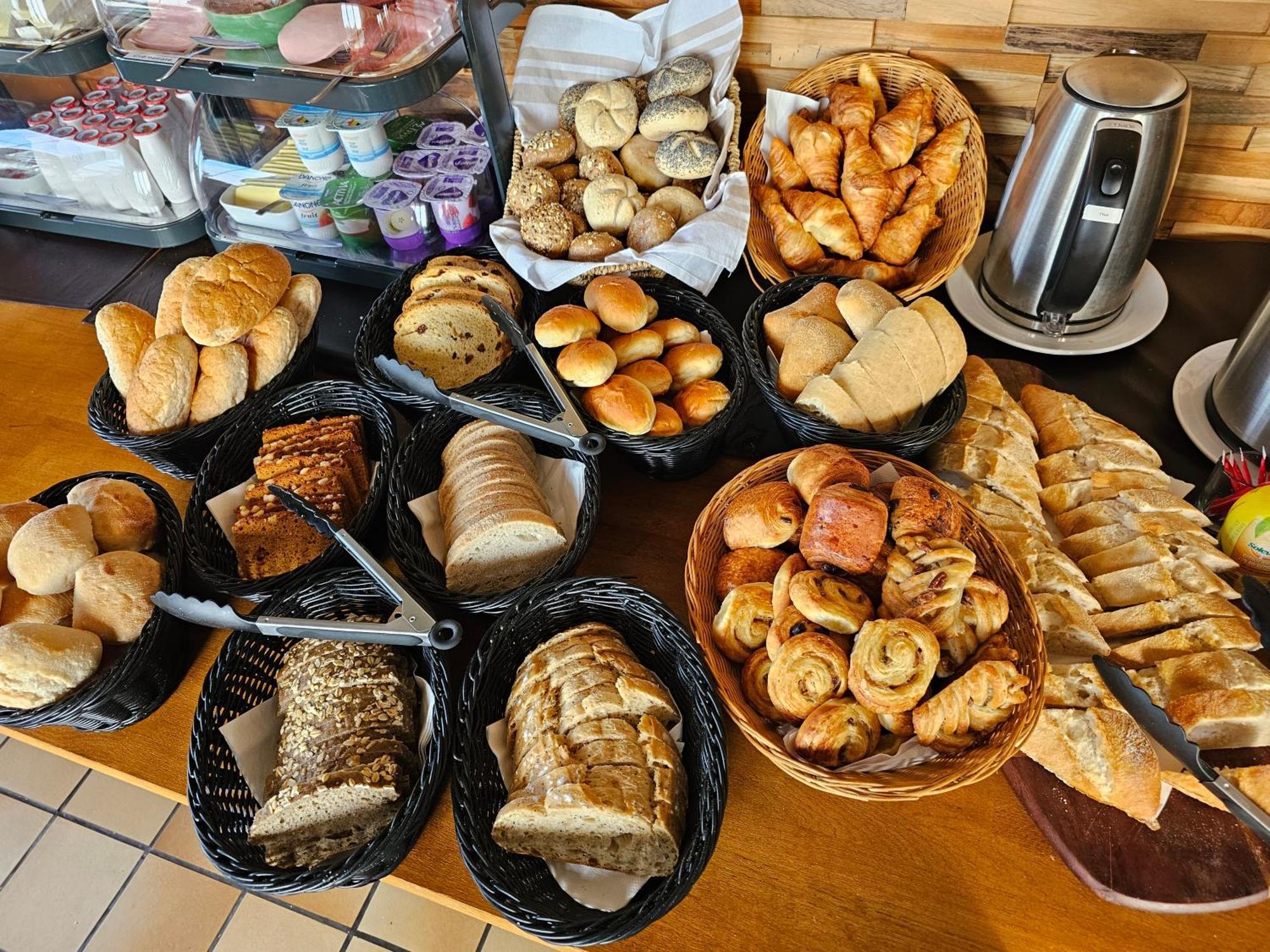Hotel Westendia And Free Parking Top Breakfast Westende Dış mekan fotoğraf